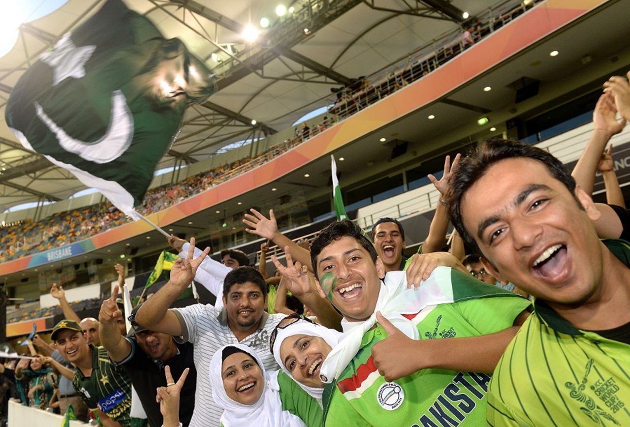 The force was with Pakistan at the Gabba and their fans knew it, Pakistan v Zimbabwe, World Cup 2015, Group B, Brisbane, March 1, 2015