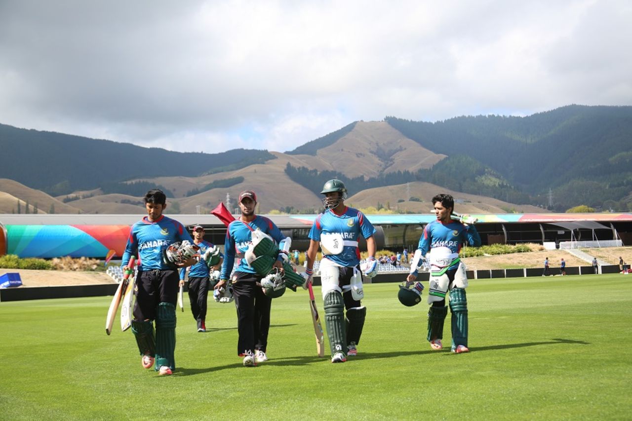 The Bangladesh players at training, Nelson, March 2, 2015
