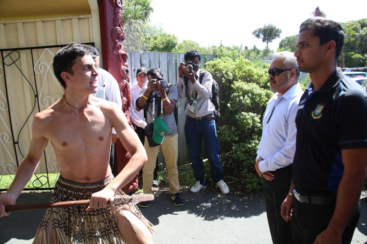 Mashrafe Mortaza and his team were given a traditional Maori welcome, Nelson, March 2, 2015