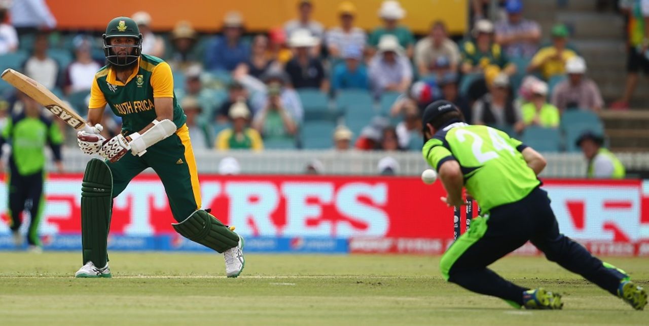 Hashim Amla was dropped on 10 by Ed Joyce, Ireland v South Africa, World Cup 2015, Group B, Canberra, March 3, 2015
