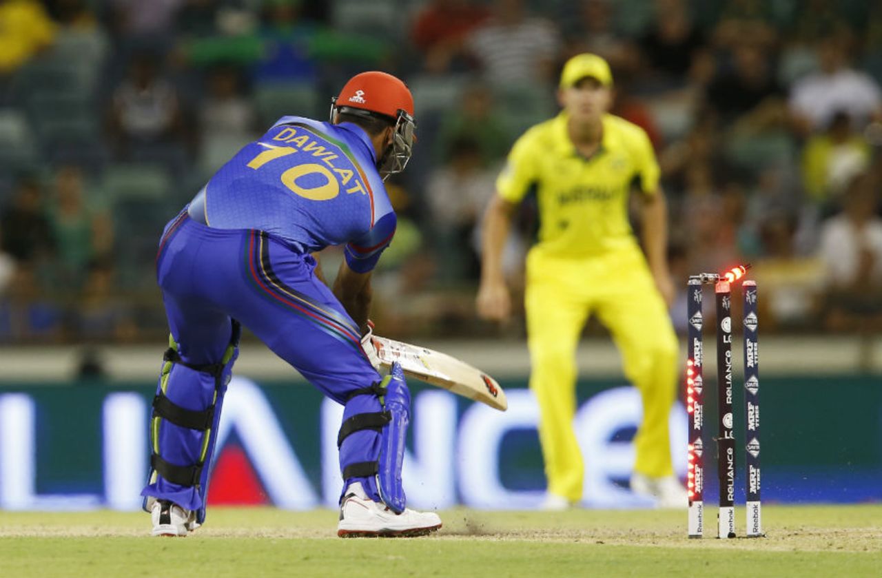 Dawlat Zadran was bowled by a Mitchell Starc yorker, Australia v Afghanistan, World Cup 2015, Group A, Perth, March 4, 2015