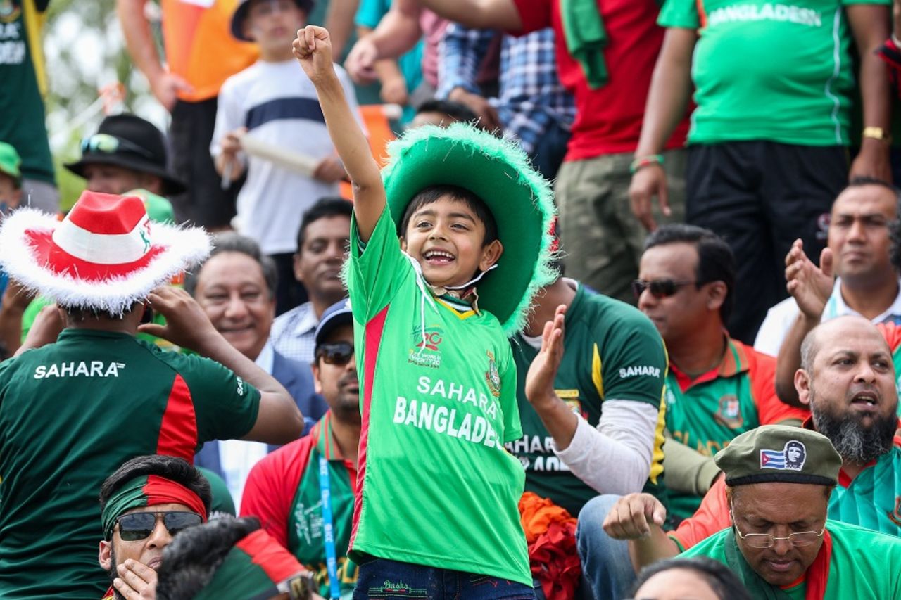 Bangladesh fans belt out their support, Bangladesh v Scotland, World Cup 2015, Group A, Nelson, March 5, 2015