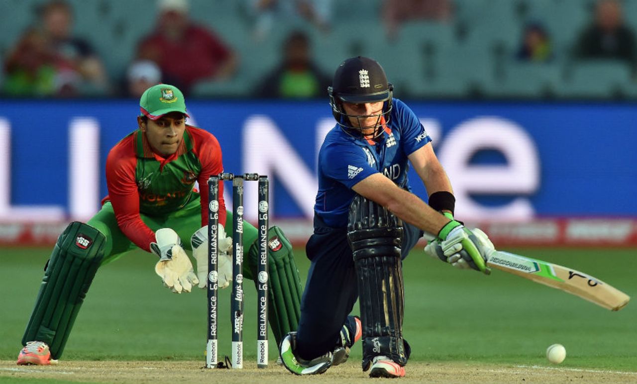 Ian Bell sweeps onto the leg side, England v Bangladesh, World Cup 2015, Group A, Adelaide, March 9, 2015