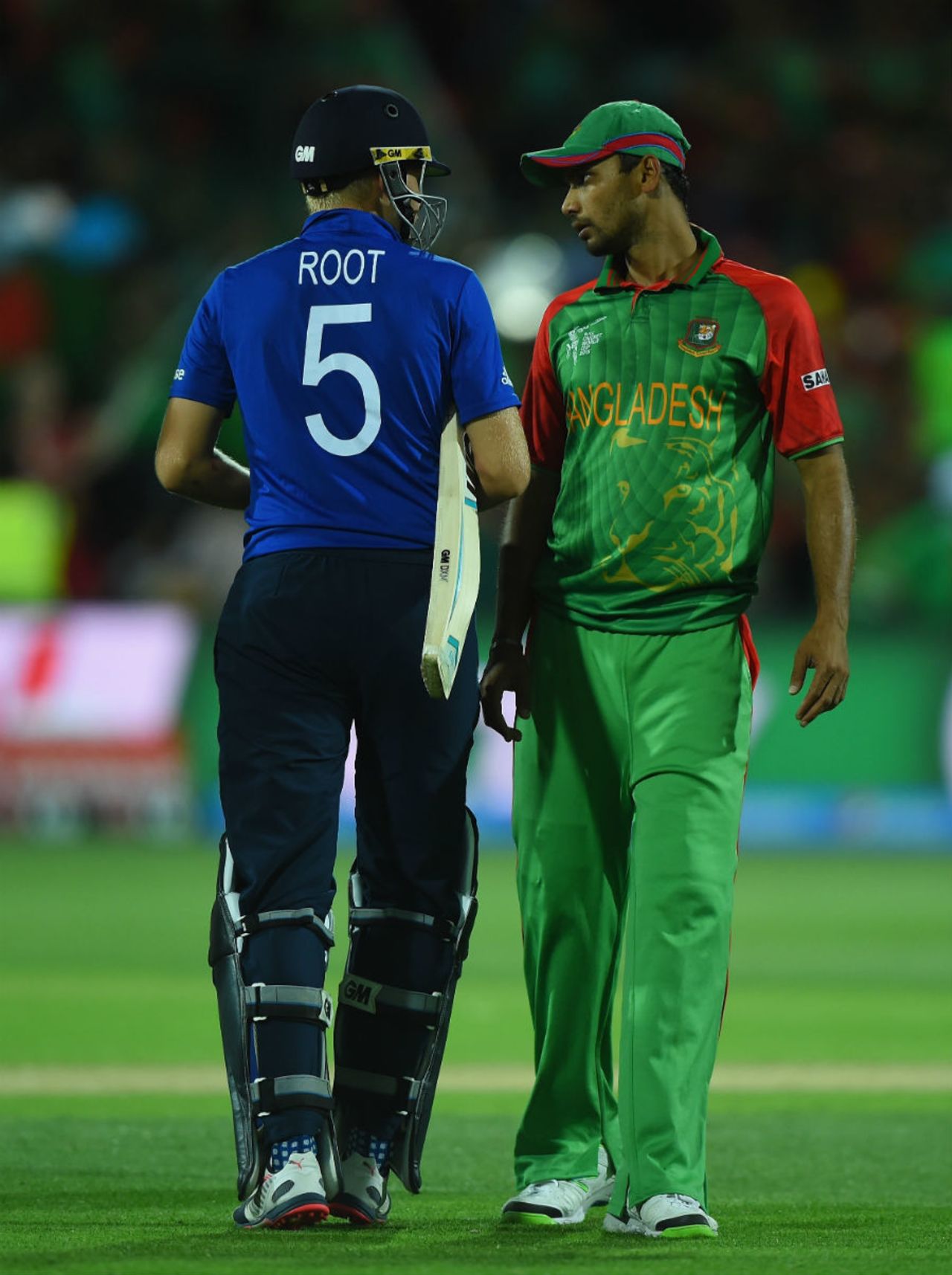 Mashrafe Mortaza and Joe Root exchange a few words after Ian Bell's dismissal, England v Bangladesh, World Cup 2015, Group A, Adelaide, March 9, 2015