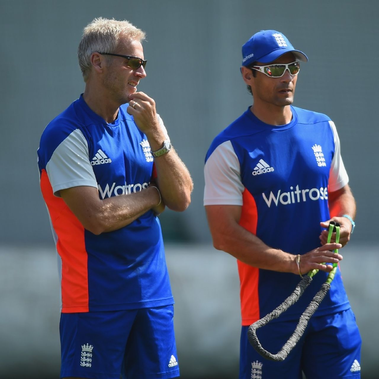 Peter Moores and Mark Ramprakash look on, World Cup 2015, Sydney, March 11, 2015