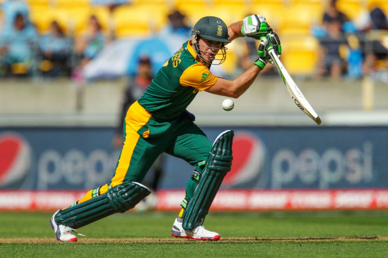 AB de Villiers plays a square drive, South Africa v United Arab Emirates, World Cup 2015, Group B, Wellington, March 12, 2015