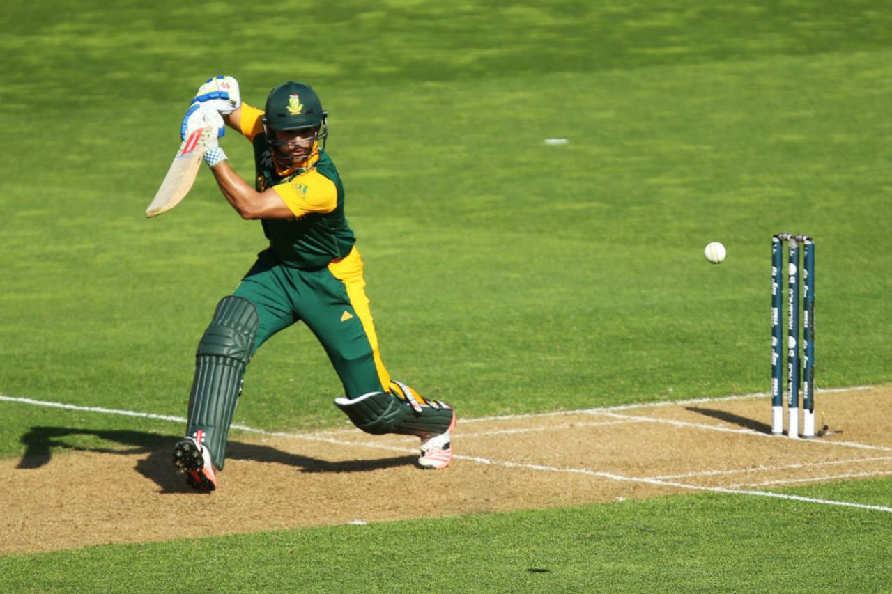 JP Duminy plays off the front foot, South Africa v United Arab Emirates, World Cup 2015, Group B, Wellington, March 12, 2015