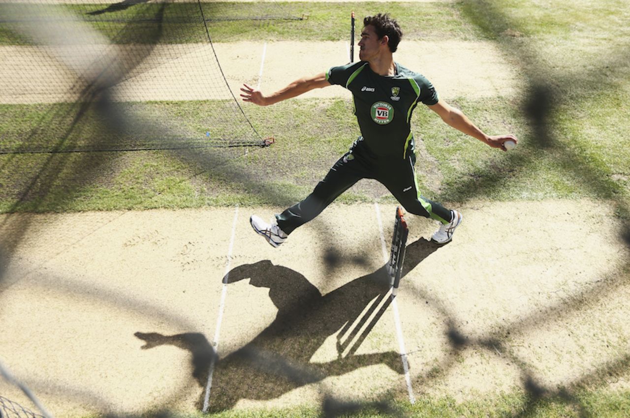Mitchell Starc sweats it out in the nets, World Cup 2015, Hobart, March 12, 2015