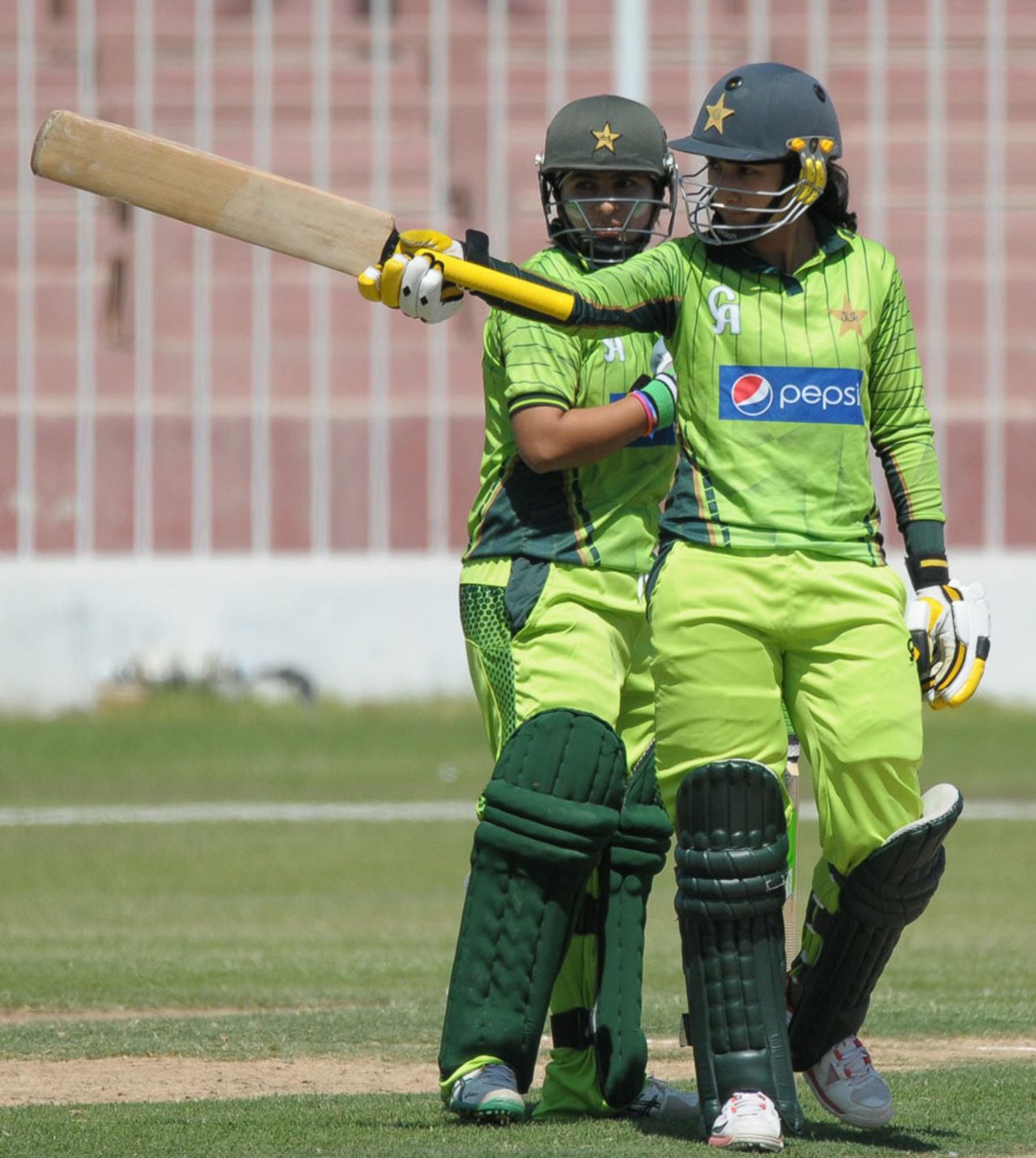 Bismah Maroof raises her eighth ODI half-century, Pakistan v South Africa, 1st Women's ODI, Sharjah, March 13, 2015