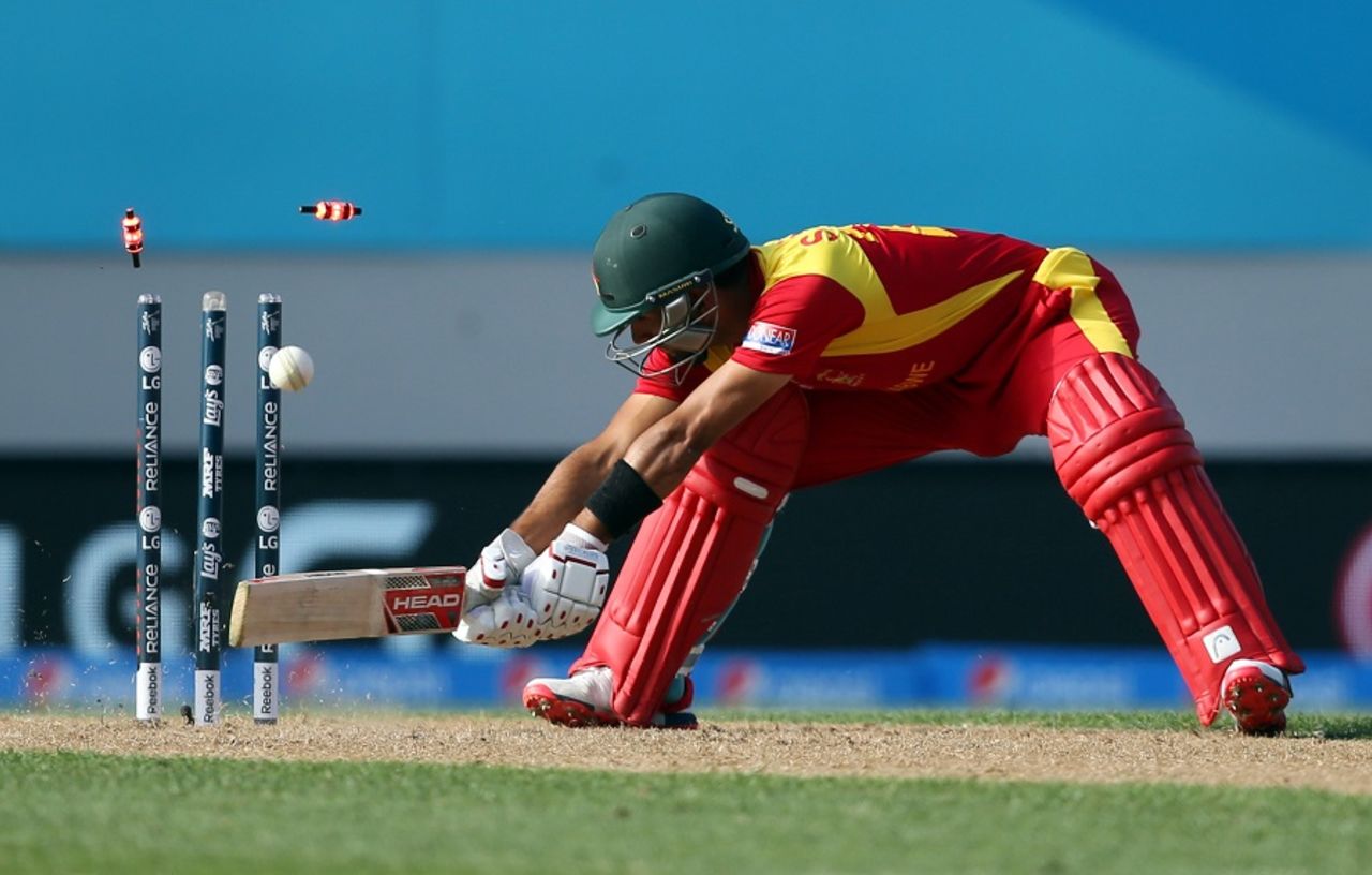 Sikandar Raza was castled by a Mohammed Shami yorker, India v Zimbabwe, World Cup 2015, Group B, Auckland, March 14, 2015