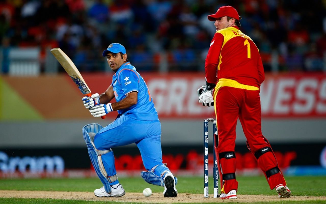MS Dhoni paddles the ball fine, India v Zimbabwe, World Cup 2015, Group B, Auckland, March 14, 2015