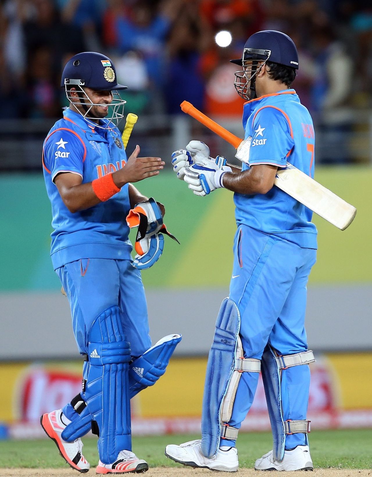 Suresh Raina and MS Dhoni shared an unbroken 196-run stand to lift India to a six-wicket win, India v Zimbabwe, World Cup 2015, Group B, Auckland, March 14, 2015