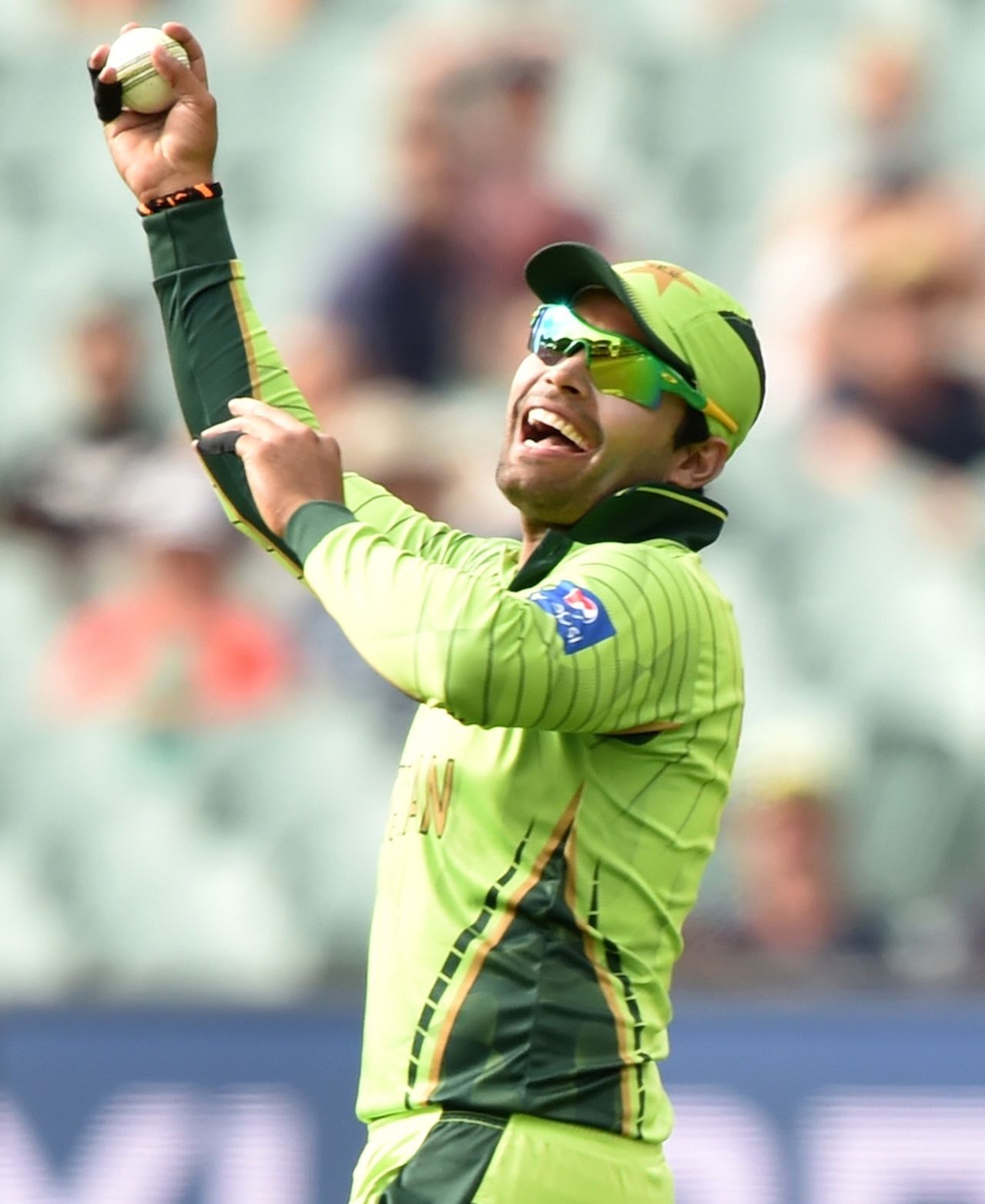 Umar Akmal took four catches, Ireland v Pakistan, World Cup 2015, Group B, Adelaide, March 15, 2015