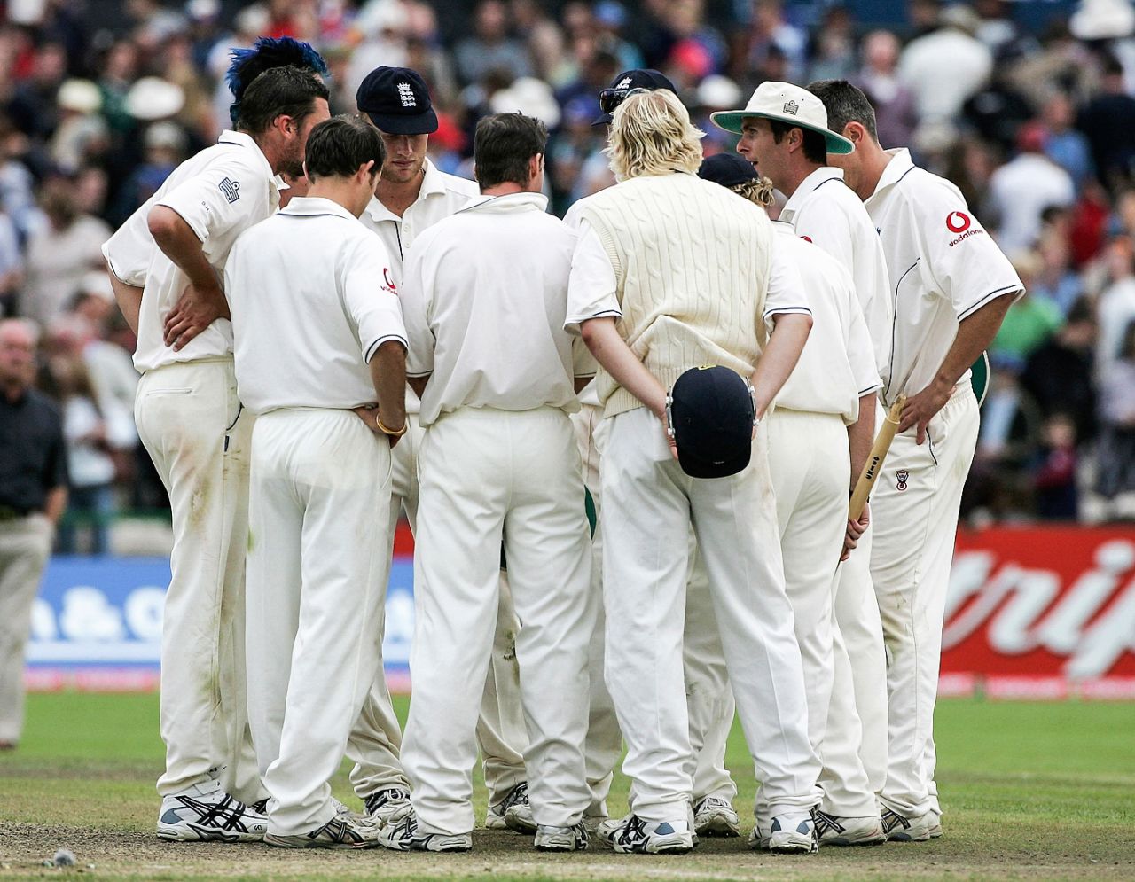 Michael Vaughan talks to his players after the match was drawn, fifth day, England v Australia, 3rd Test, Old Trafford, August 15, 2005