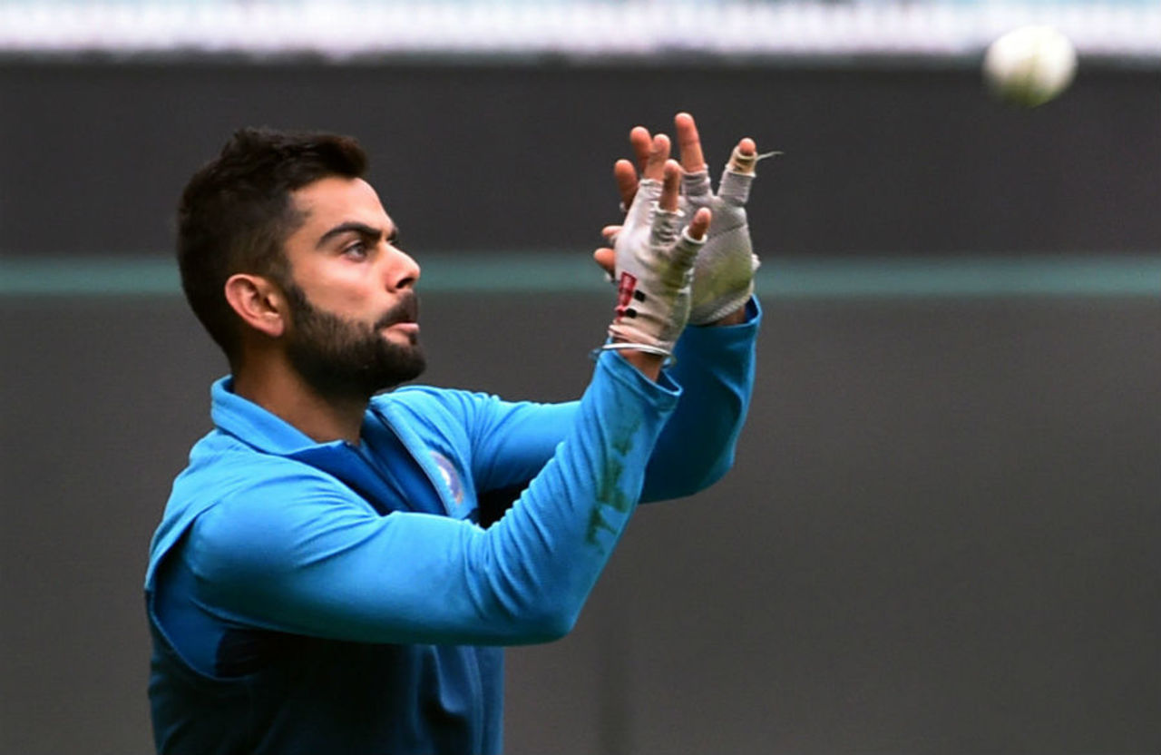 Virat Kohli takes a catch during a training session at the MCG, World Cup 2015, Melbourne, March 17, 2015