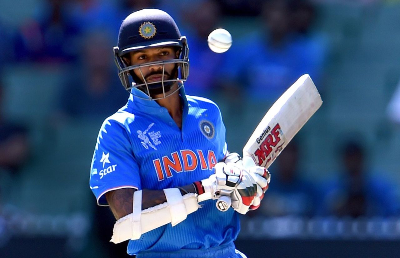 Shikhar Dhawan watches a bouncer go past him, Bangladesh v India, World Cup 2015, 2nd quarter-final, Melbourne, March 19, 2015