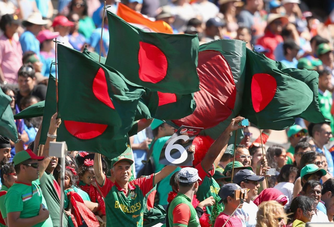 Bangladesh fans cheering their team on, Bangladesh v India, World Cup 2015, 2nd quarter-final, Melbourne, March 19, 2015