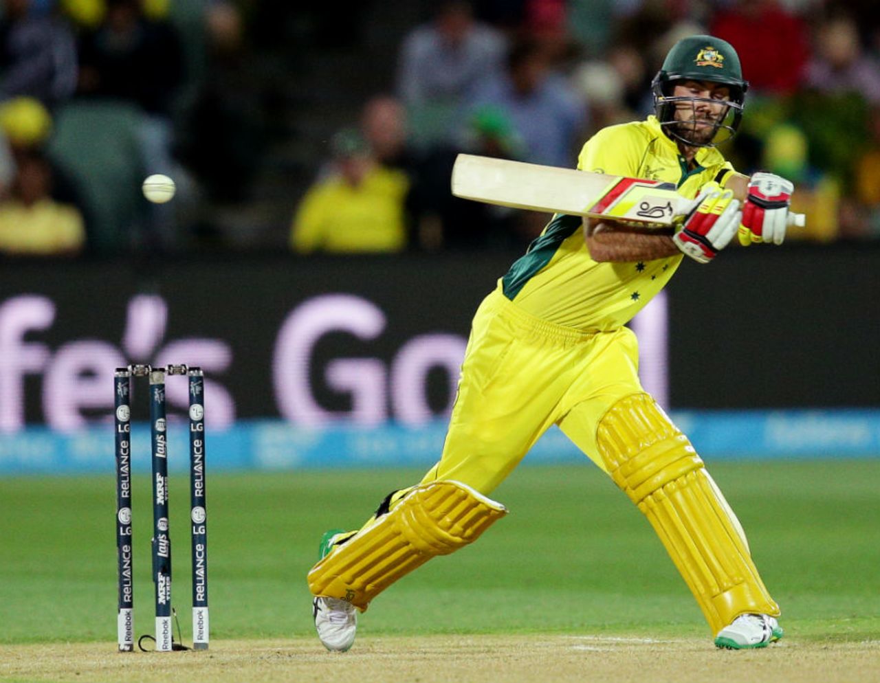He can hit them even in his sleep: Glenn Maxwell executing an outrageous shot, Australia v Pakistan, World Cup 2015, 3rd quarter-final, Adelaide, March 20, 2015