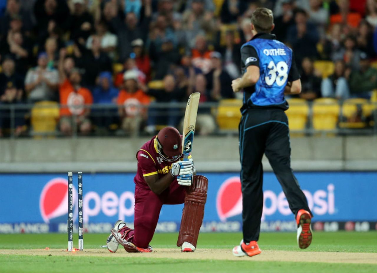 Andre Russell is clean bowled by Tim Southee, New Zealand v West Indies, World Cup 2015, 4th quarter-final, Wellington, March 21, 2015 