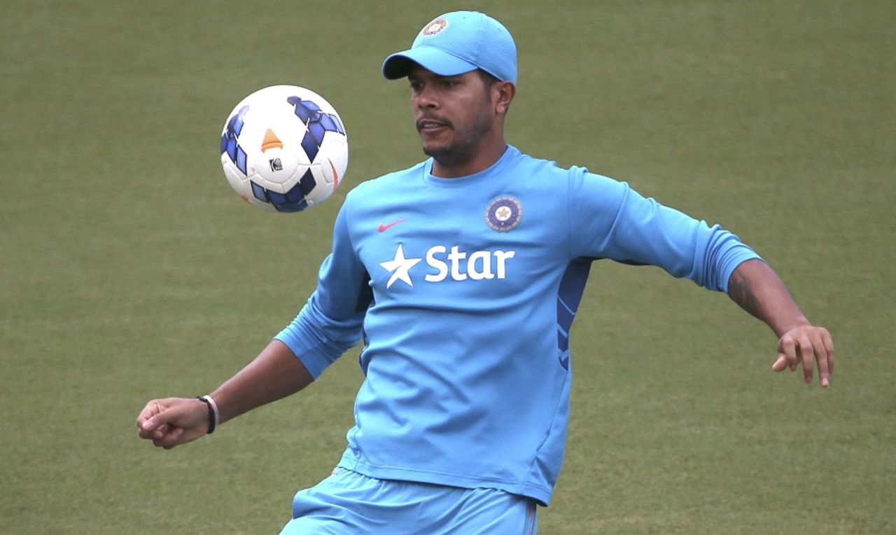 Umesh Yadav indulges in a game of football during training, World Cup 2015, Sydney, March 22, 2015