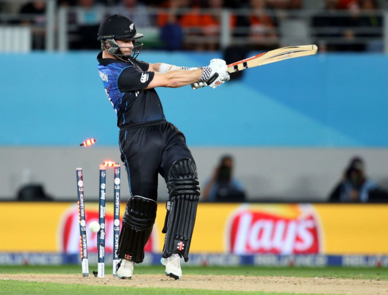 Kane Williamson is bowled off an inside edge, New Zealand v South Africa, World Cup 2015, 1st semi-final, Auckland, March 24, 2015