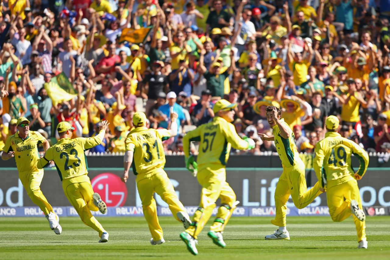 It's joy unbridled for Australia after Brendon McCullum's duck, Australia v New Zealand, World Cup 2015, final, Melbourne, March 29, 2015