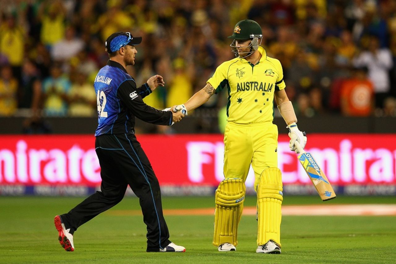 Brendon McCullum congratulates Michael Clarke after his innings, Australia v New Zealand, World Cup 2015, final, Melbourne, March 29, 2015 