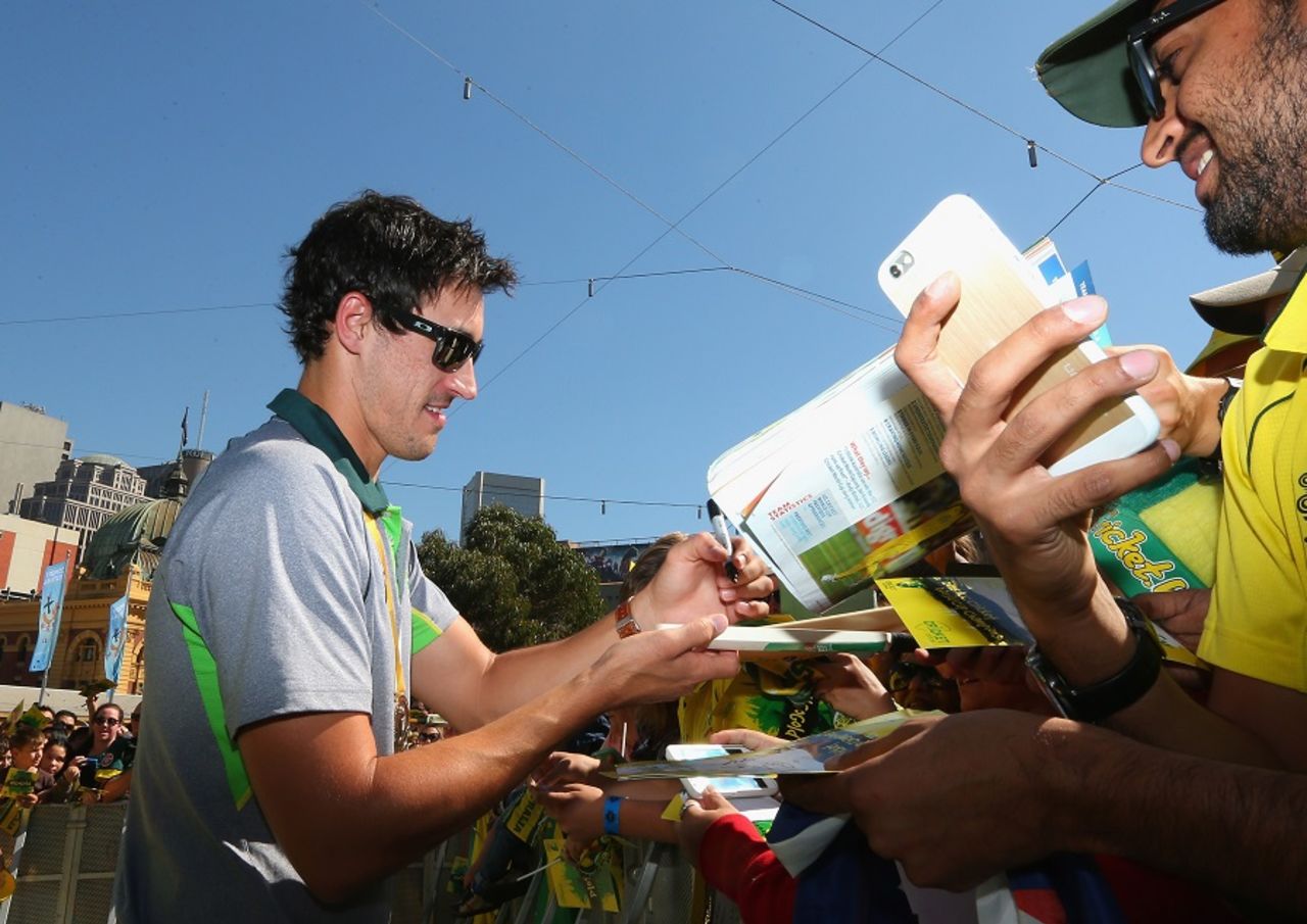 Mitchell Starc signs autographs, Melbourne, March 30, 2015