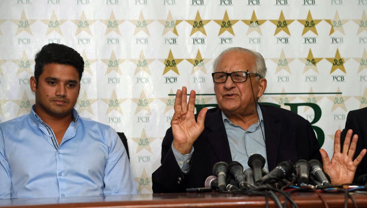 Azhar Ali and PCB chairman Shahryar Khan speak to the media, Lahore, March 30, 2015