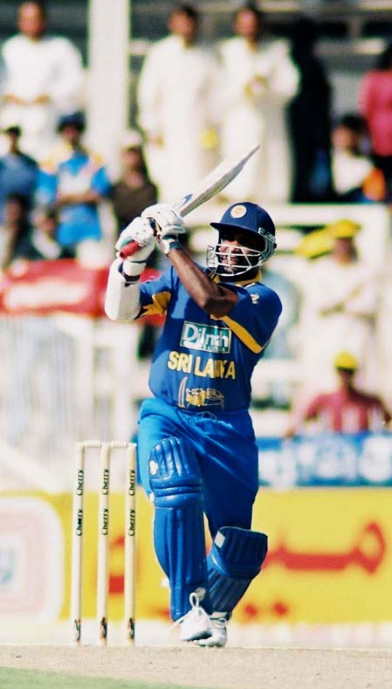 Over the top from Jayasuriya, 2nd Match: Pakistan v Sri Lanka, Cherry Blossom Sharjah Cup, 4 Apr 2003