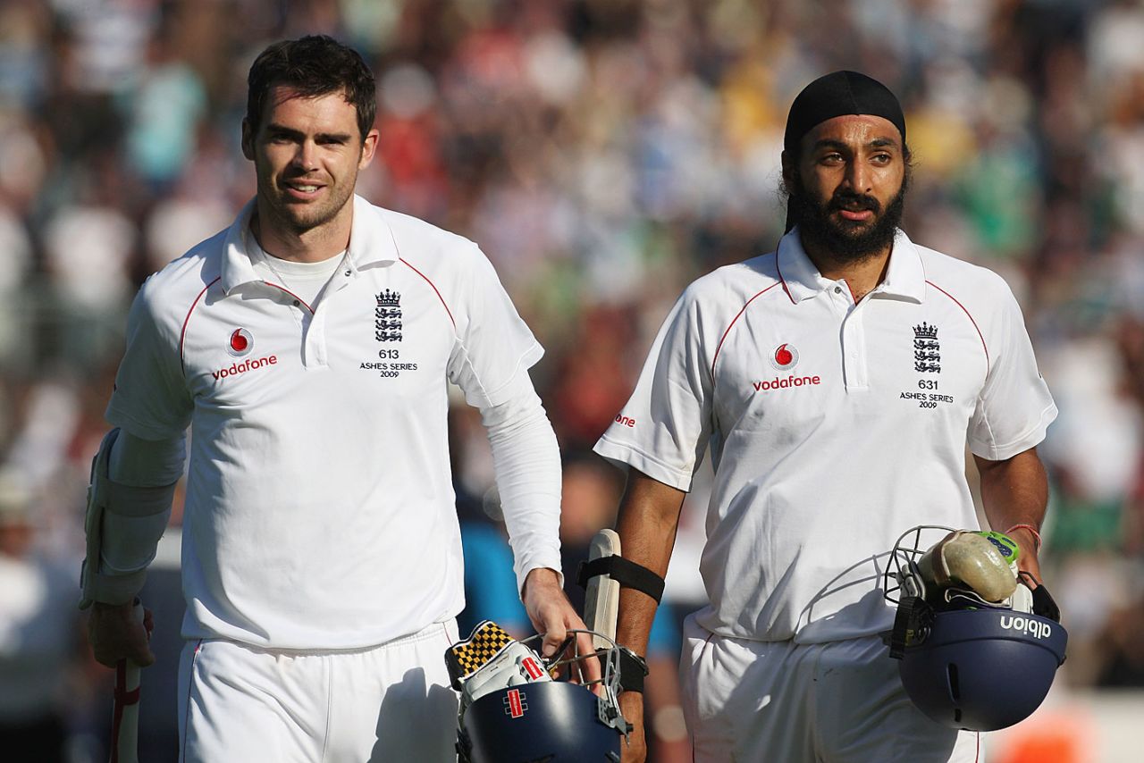 James Anderson and Monty Panesar walk back after securing the draw, England v Australia, 1st Test, Cardiff, 5th day, July 12, 2009