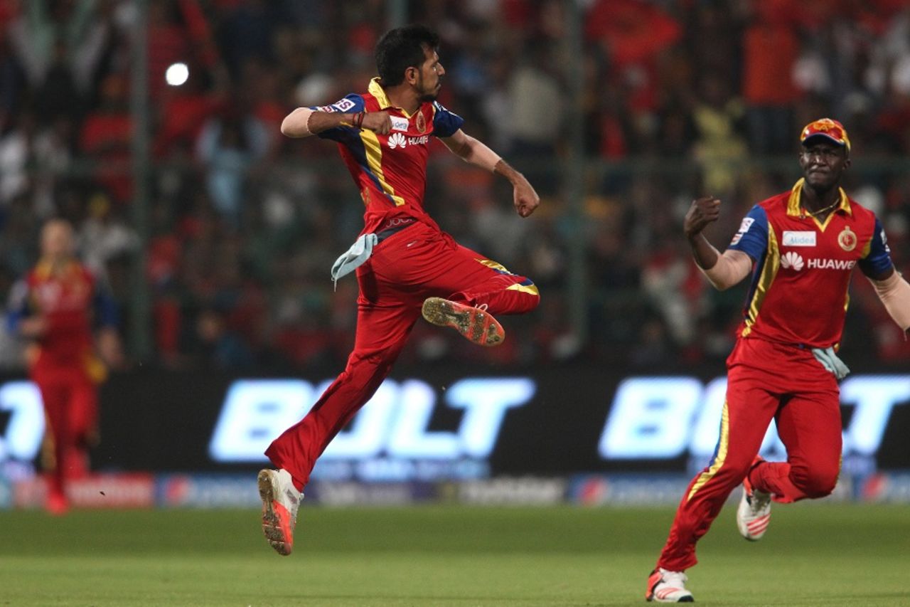 Yuzvendra Chahal is cock-a-hoop after trapping David Warner in front, Royal Challengers Bangalore v Sunrisers Hyderabad, IPL 2015, Bangalore, April 13, 2015