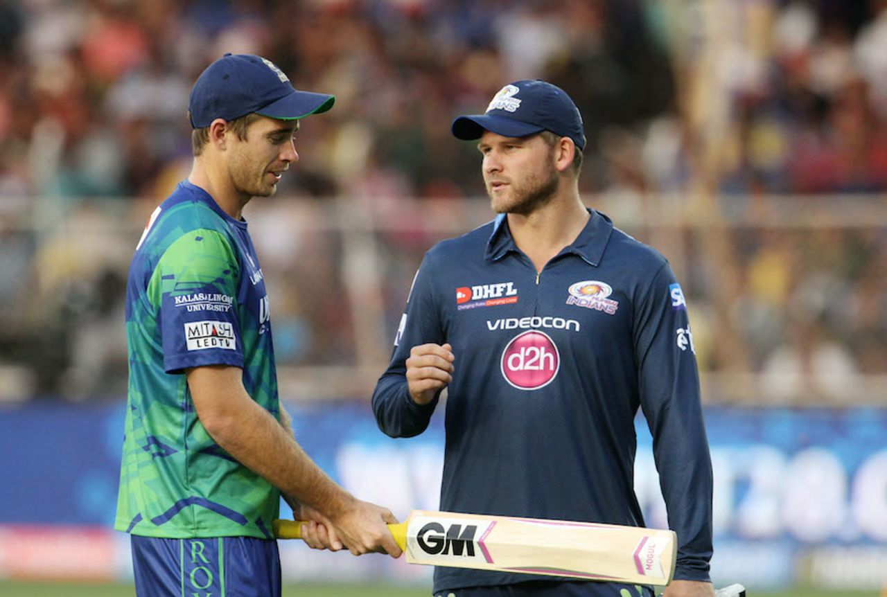 How thick is your bat? Corey Anderson and Tim Southee catch up before the match, Rajasthan Royals v Mumbai Indians, IPL 2015, Ahmedabad, April 14, 2015