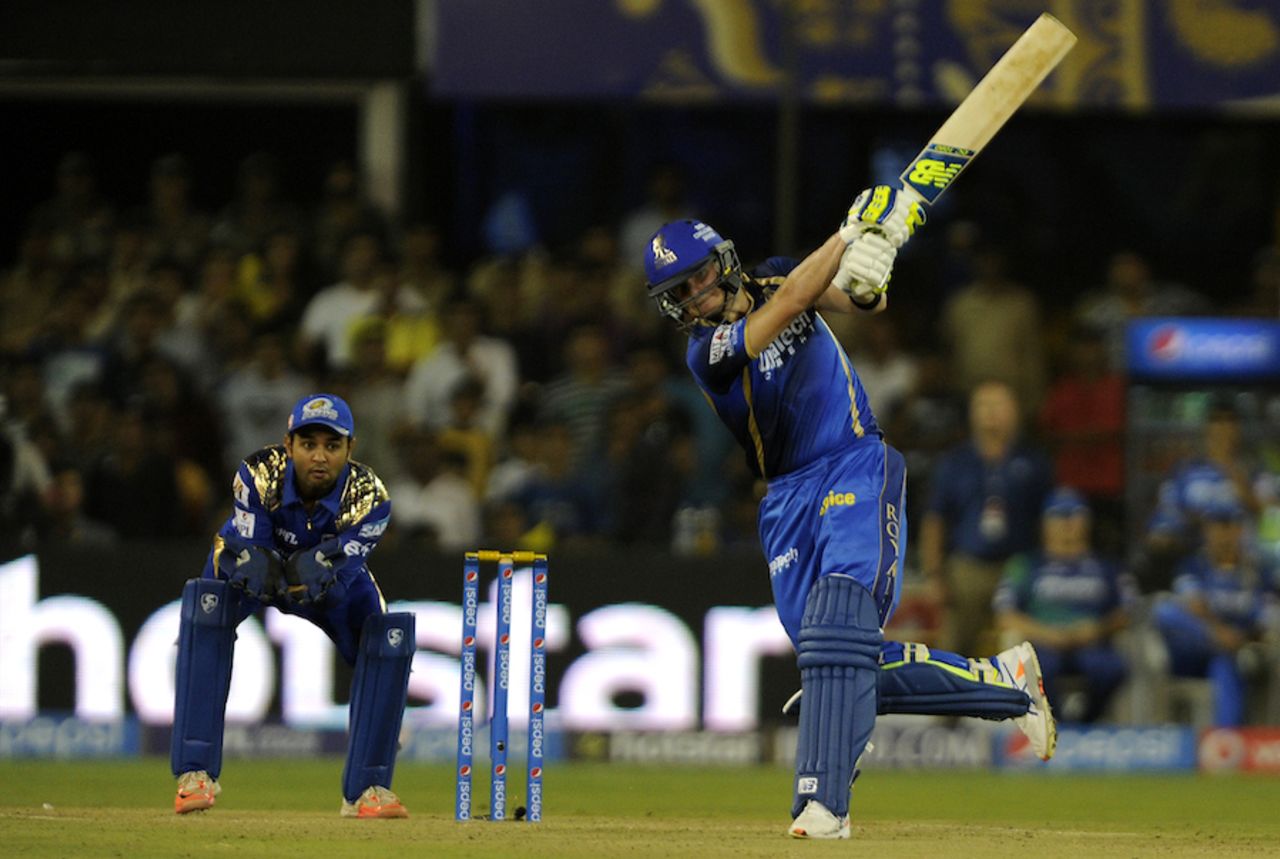 Steven Smith swings his arms, Rajasthan Royals v Mumbai Indians, IPL 2015, Ahmedabad, April 14, 2015