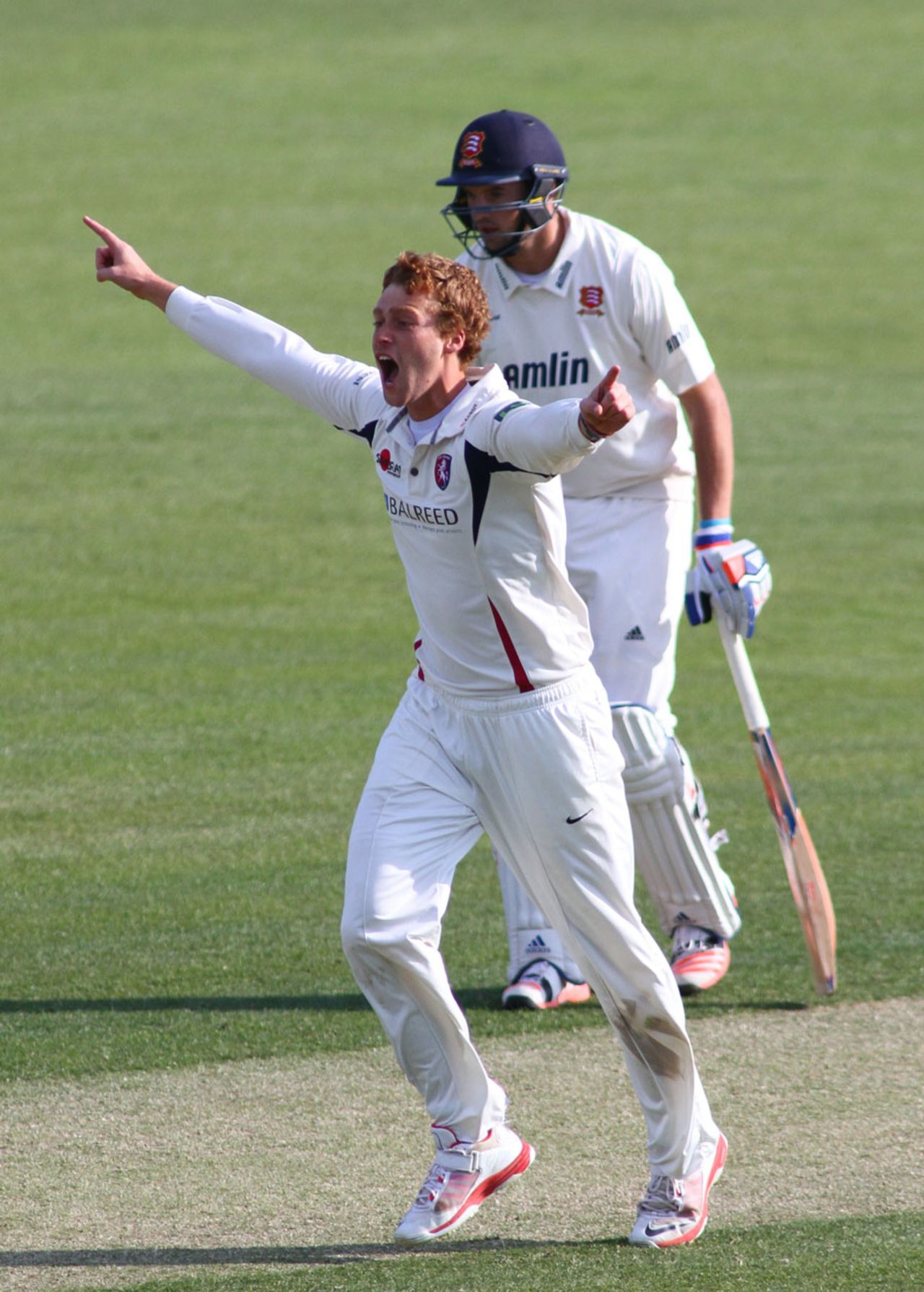 Ivan Thomas removed Tom Westley for a duck, Essex v Kent, County Championship Division Two, Chelmsford, 2nd day, April 20, 2015