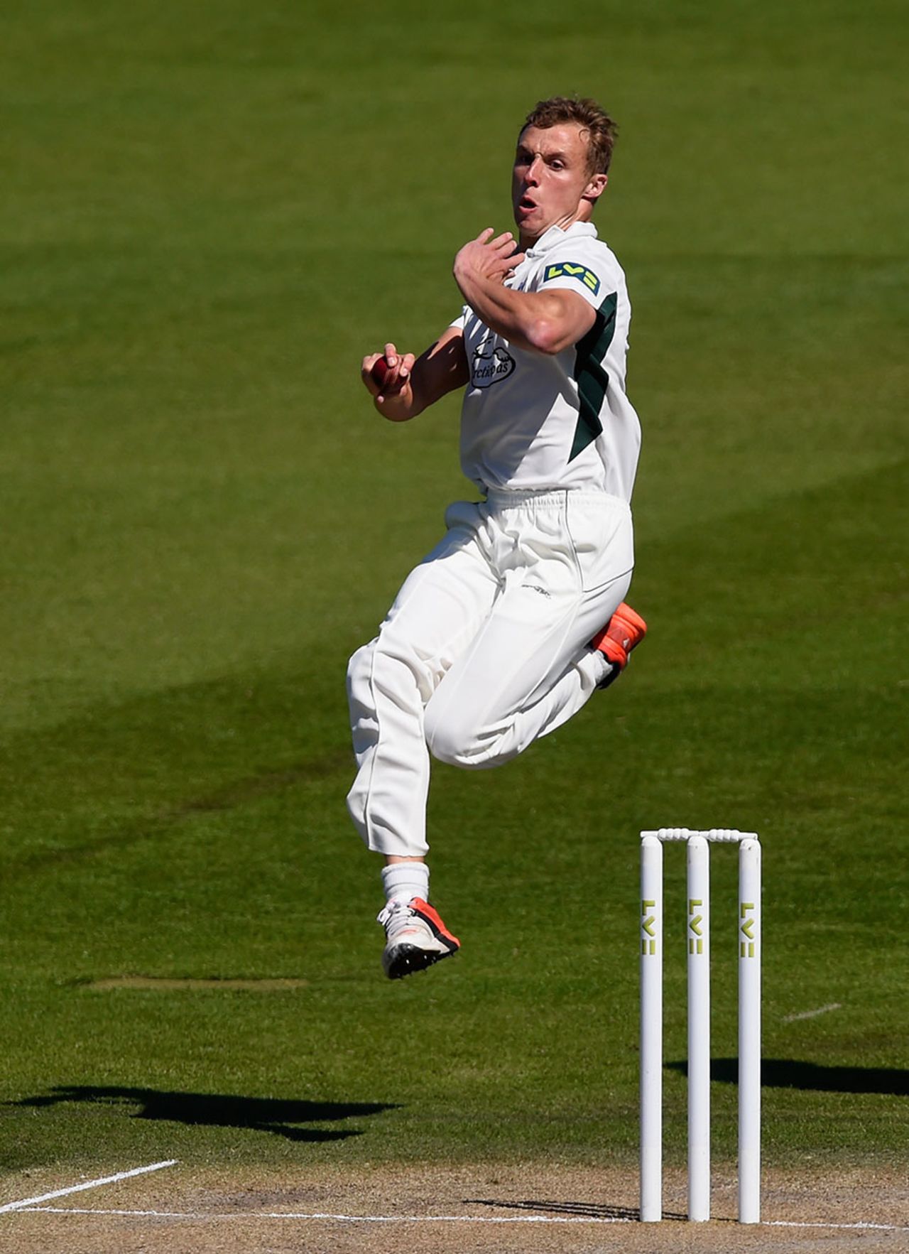 Charles Morris made an early breakthrough, Sussex v Worcestershire, County Championship Division One, Hove, 3rd day, April 21, 2015