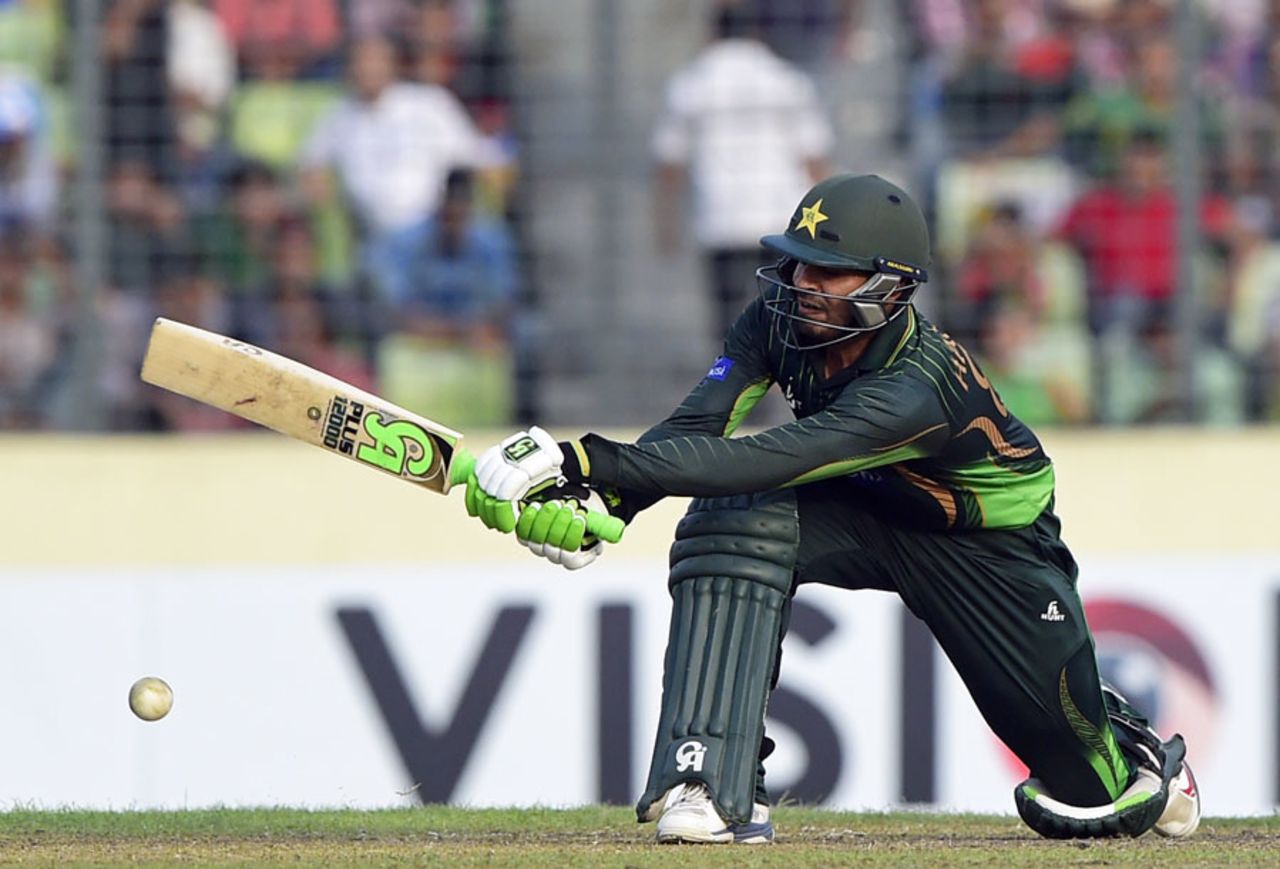 Haris Sohail plays a sweep shot during his 52, Bangladesh v Pakistan, 3rd ODI, Mirpur, April 22, 2015