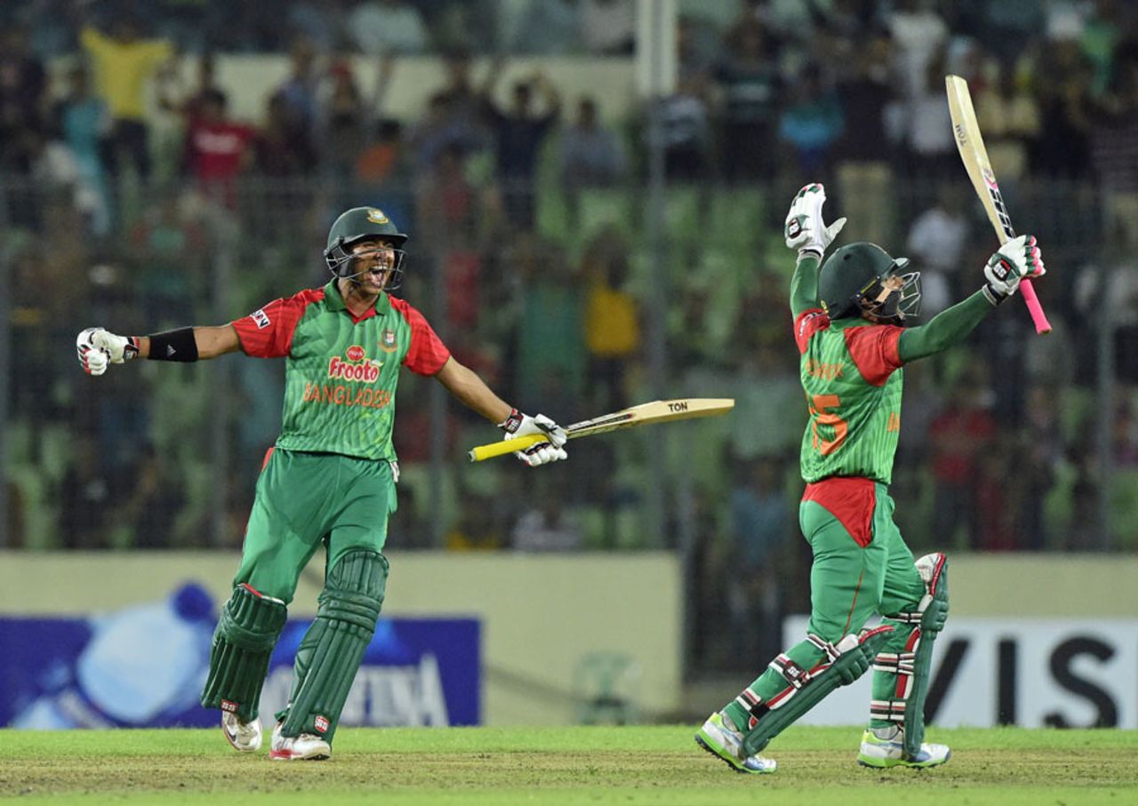 Soumya Sarkar and Mushfiqur Rahim celebrate after scoring the winning runs, Bangladesh v Pakistan, 3rd ODI, Mirpur, April 22, 2015