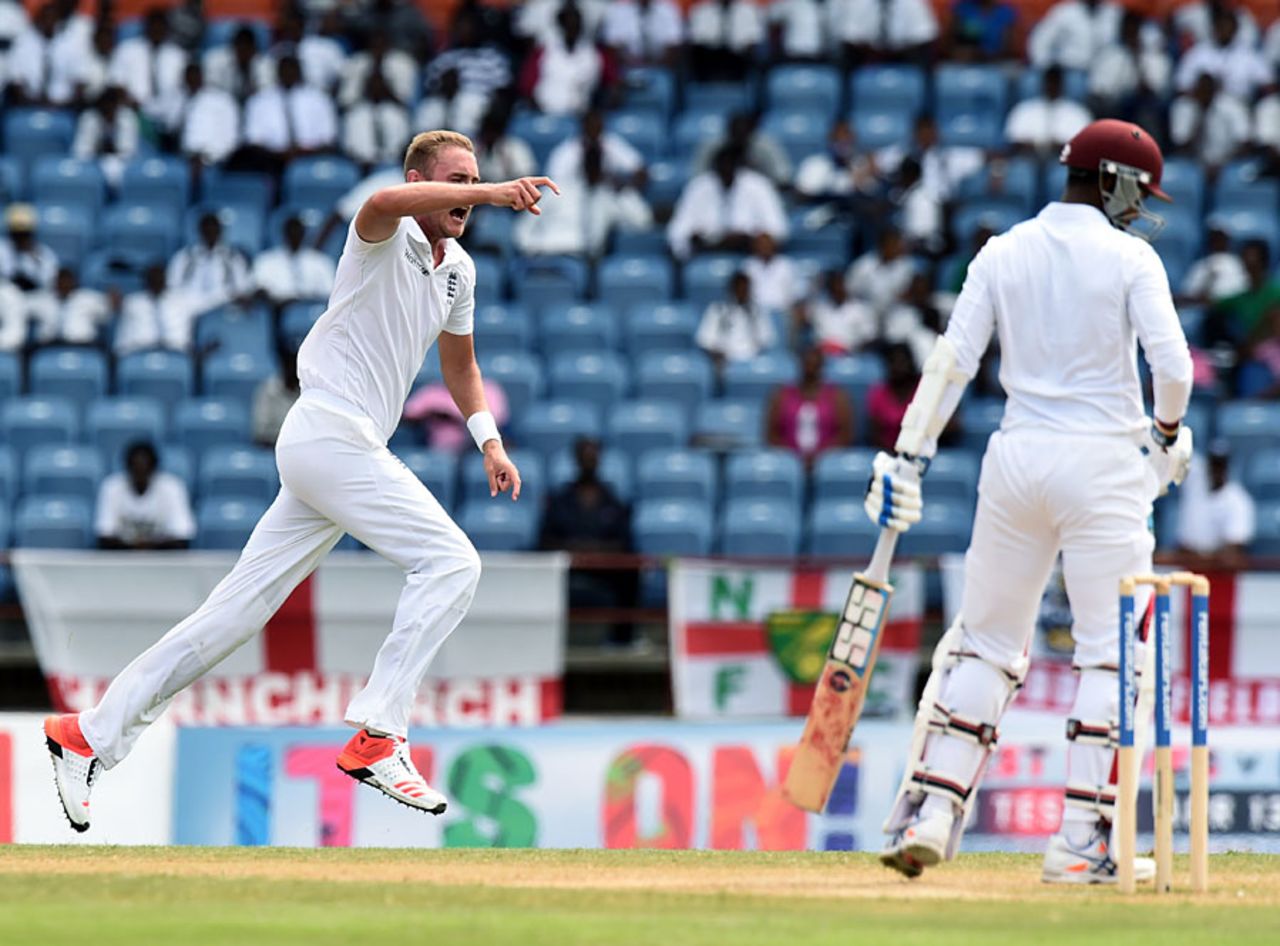 Stuart Broad removed Denesh Ramdin with a delivery above 90mph, West Indies v England, 2nd Test, St George's, 2nd day, April 22, 2015