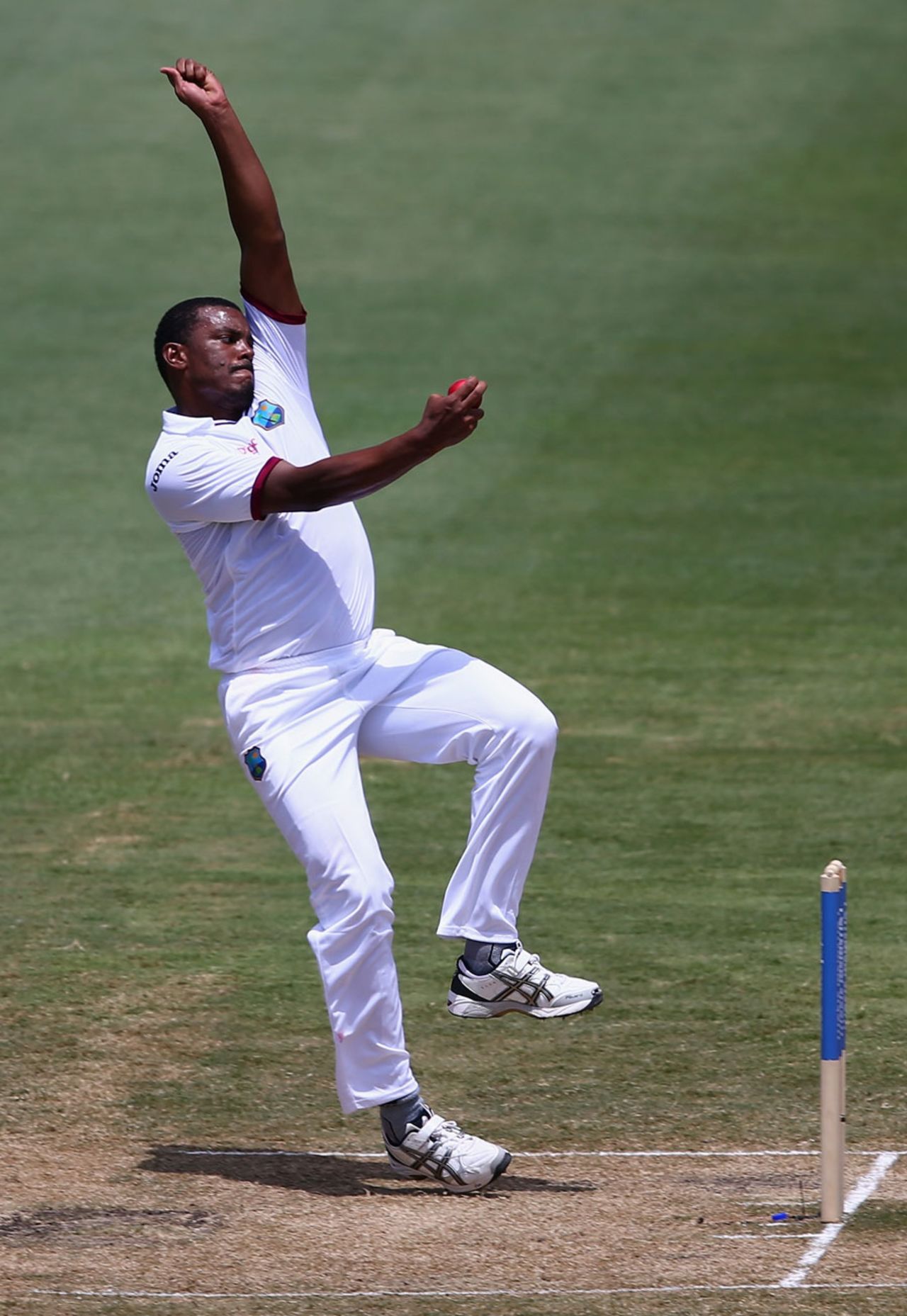 Shannon Gabriel took two wickets in seven balls, West Indies v England, 2nd Test, St George's, 3rd day, April 23, 2015