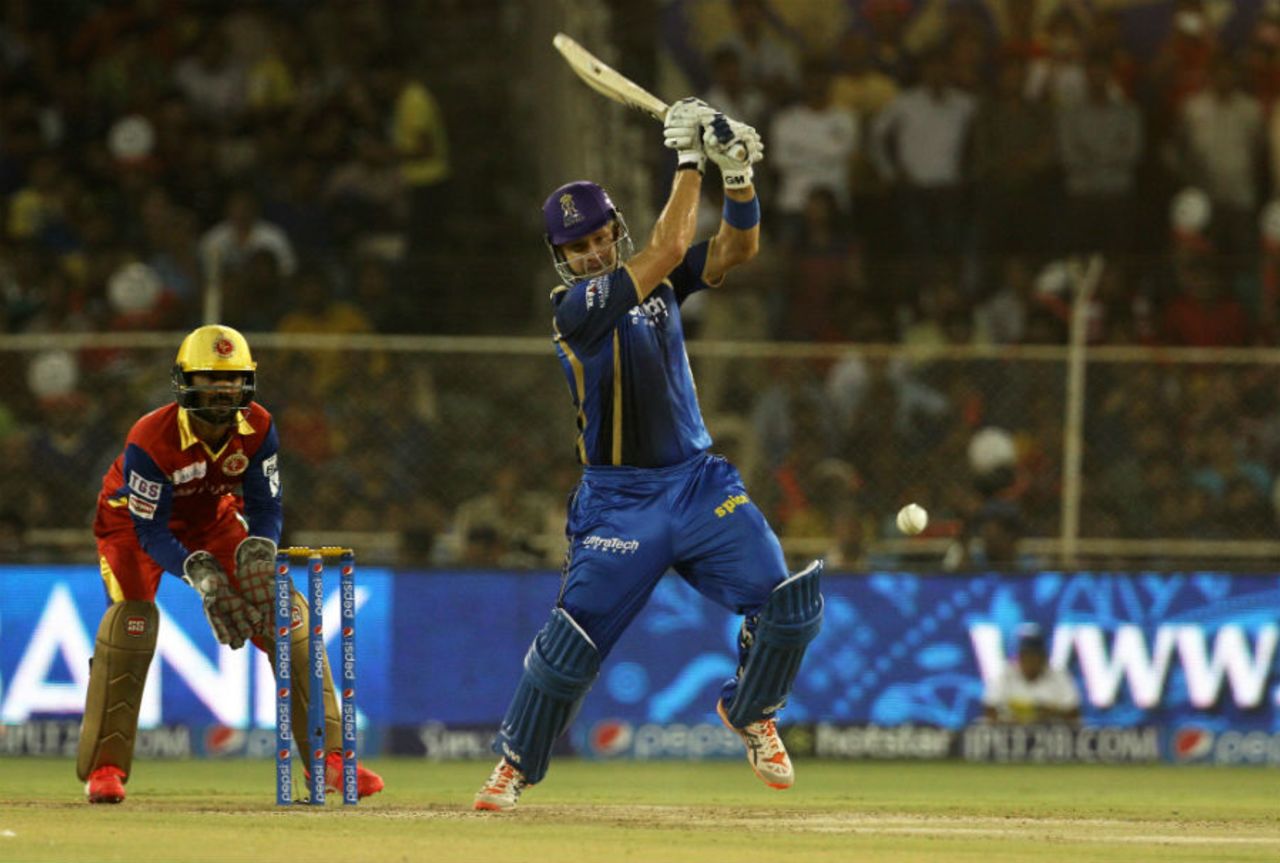 Shane Watson hits down the ground, Rajasthan Royals v Royal Challengers Bangalore, IPL 2015, Ahmedabad, April 24, 2015