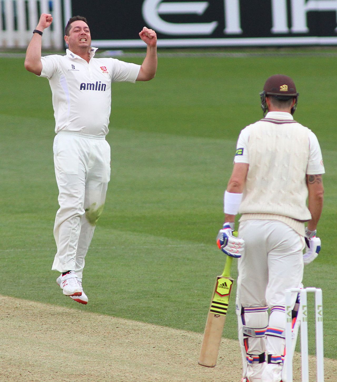 Jesse Ryder removed Kevin Pietersen lbw, Surrey v Essex, County Championship Division Two, The Oval, 1st day, April 26, 2015