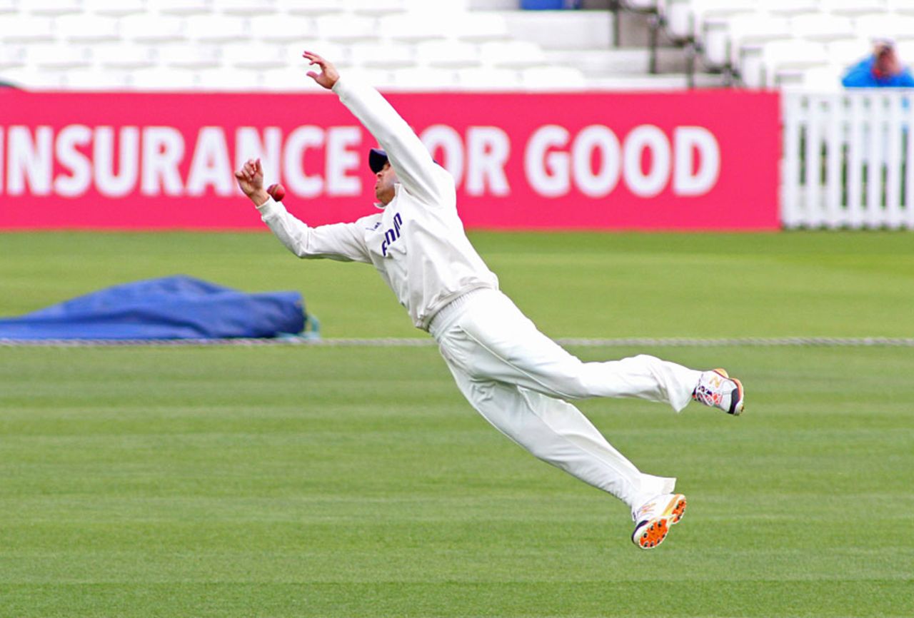 Greg Smith couldn't cling onto this catch, Surrey v Essex, County Championship, Division Two, Kia Oval, 2nd day, April 27, 2015