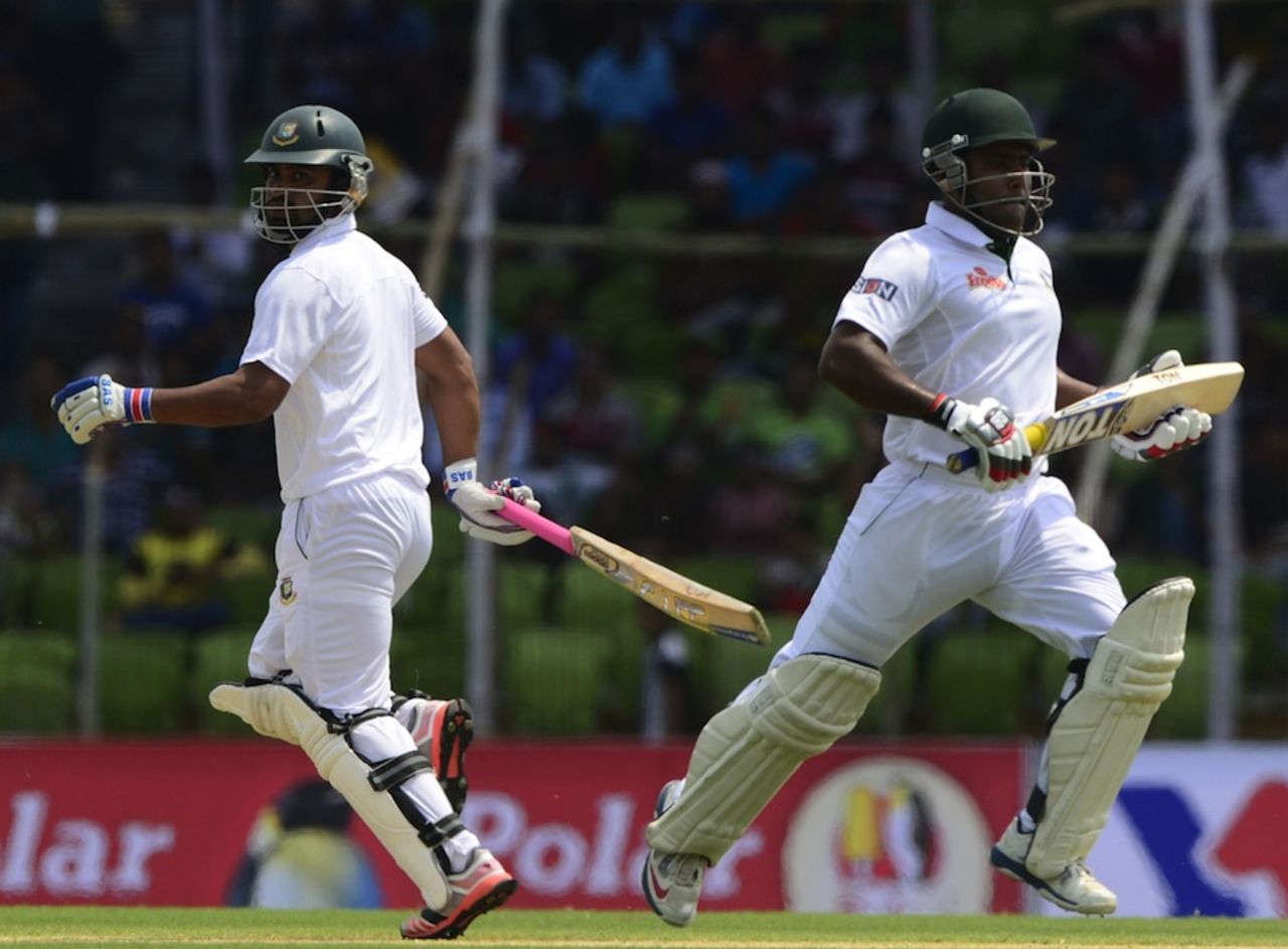 Tamim Iqbal and Imrul Kayes added 52 for the first wicket, Bangladesh v Pakistan, 1st Test, Khulna, 1st day, April 28, 2015