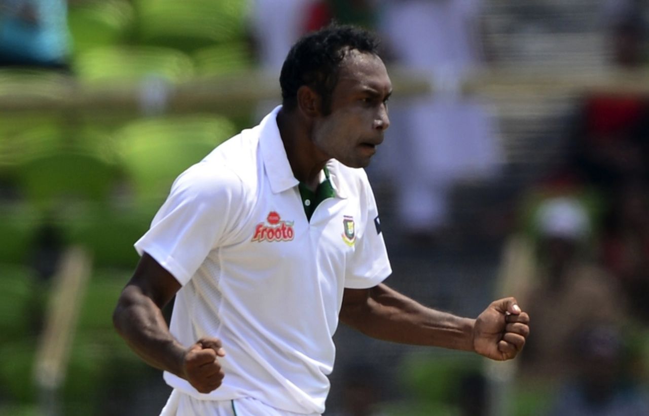 Mohammad Shahid celebrates his maiden Test wicket, Bangladesh v Pakistan, 1st Test, Khulna, 4th day, May 1, 2015