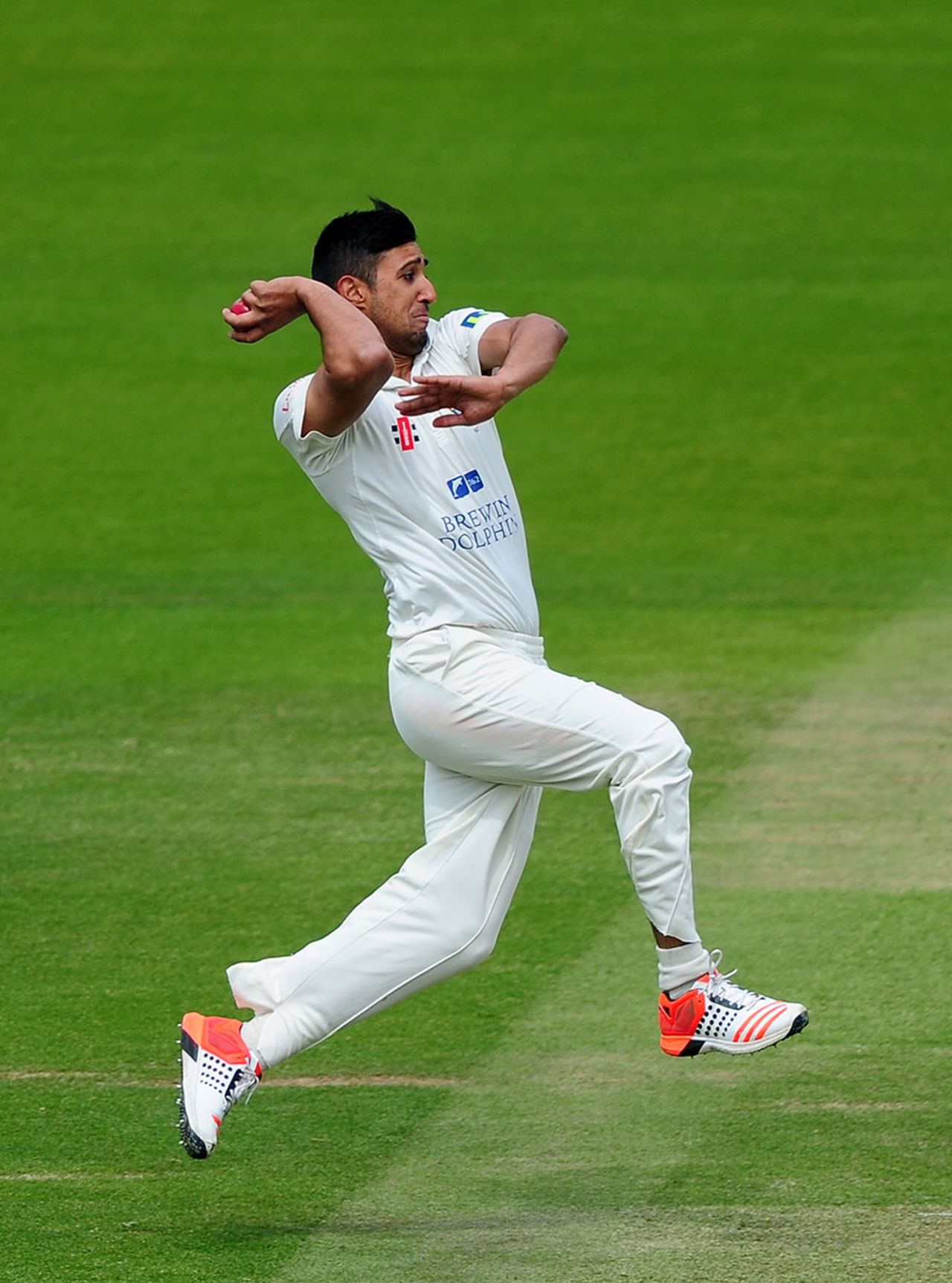 Usman Arshad went wicketless through his first nine overs, Middlesex v Durham, County Championship Division One, Lord's, 1st day, May 2, 2015