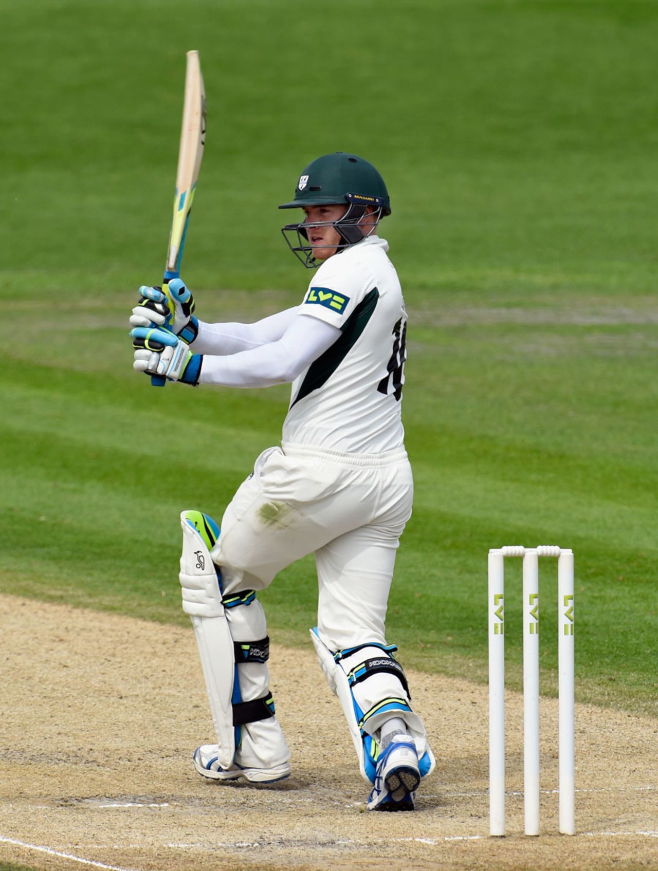 Ben Cox steered Worcestershire into the lead, Worcestershire v Somerset, County Championship Division One, New Road, 2nd day, May 4, 2015