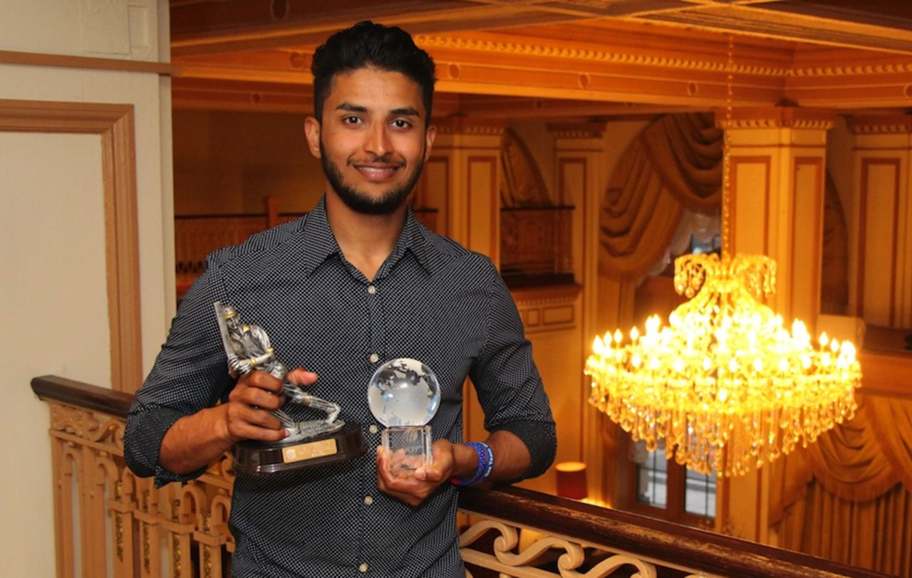 Fahad Babar poses with Best Batsman and Tournament MVP awards, Canada v United States of America, ICC Americas Regional T20, Indianapolis, May 9, 2015