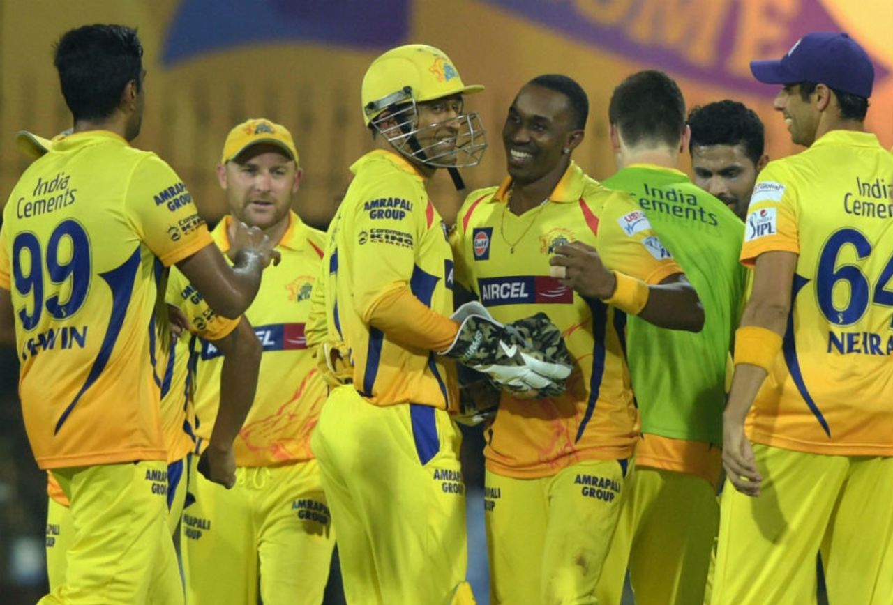 Dwayne Bravo and MS Dhoni share a lighter moment during the time-out, Chennai Super Kings v Rajasthan Royals, IPL 2015, Chennai, May 10, 2015