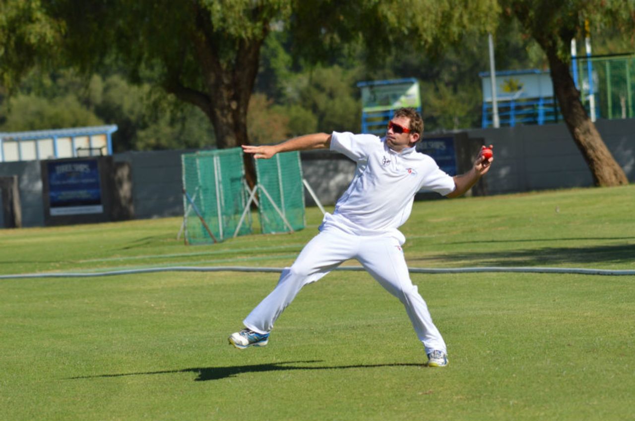 Nicolaas Scholtz throws from the deep, Namibia v Hong Kong, ICC Intercontinental Cup, Windhoek, May 13, 2015